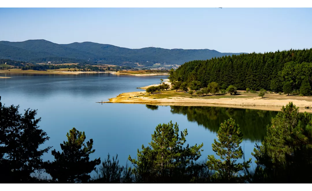 Lago Ampollino