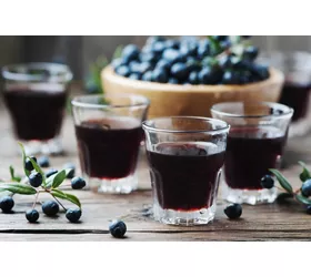 Mirto di Sardegna: Geschichte, Duft und Tradition des Likörs, der das Symbol der Insel ist