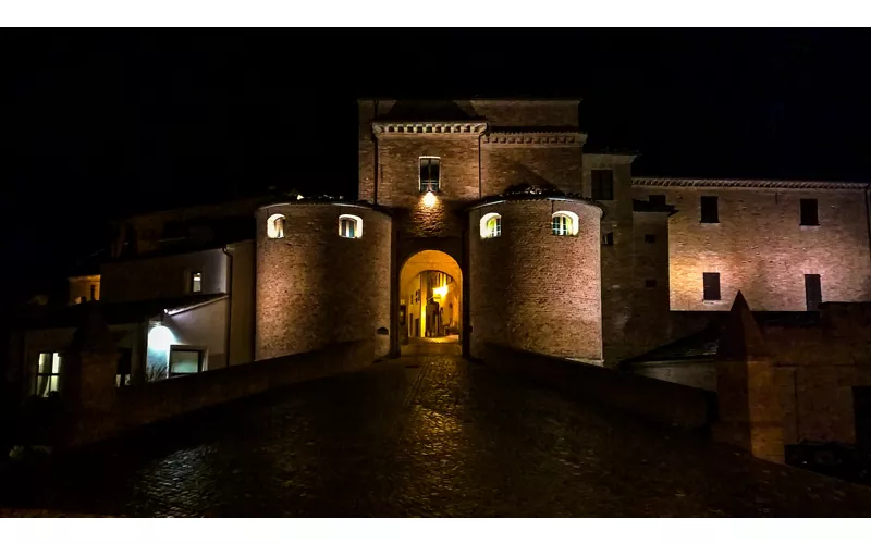  L’atmosfera del Natale: tra luci, storie e tradizioni