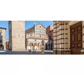 Pistoia e i cammini italiani: la mostra delle bandiere