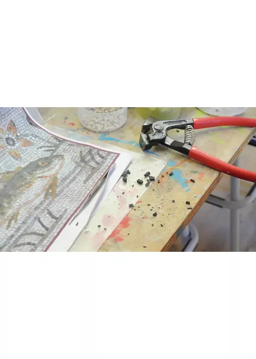 Ravenna-RA-Laboratorio-di-mosaico-ph.FabioDuma-CCBYSA40