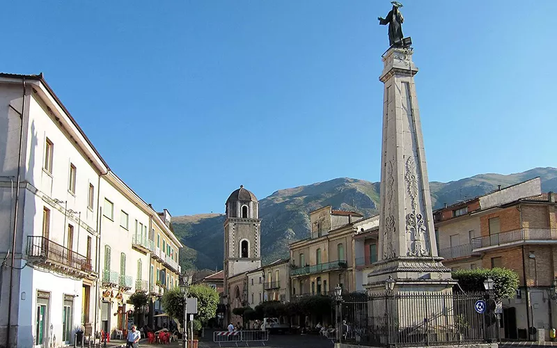 Le lien avec Teggiano