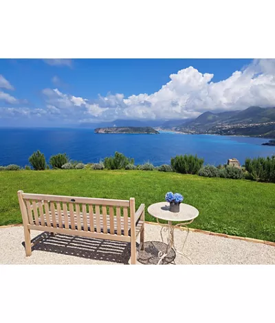 Viaggio a San Nicola Arcella, tra borgo e mare