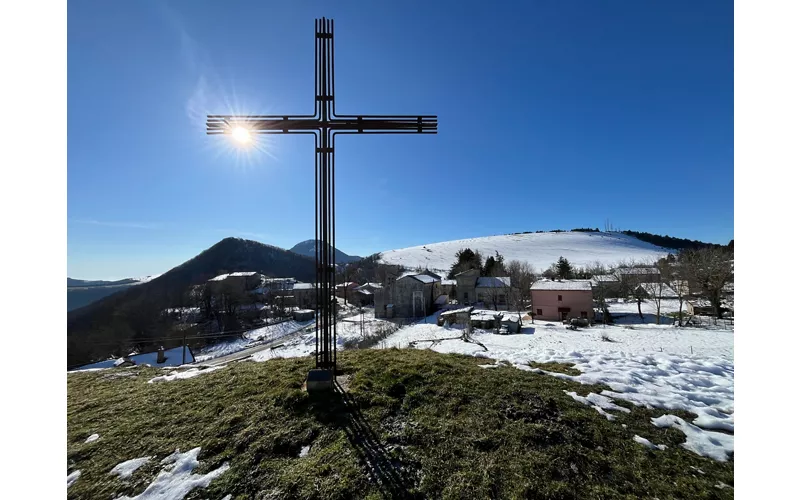 Poggio San Romualdo: ein Naturparadies zwischen Buchen und Eichen