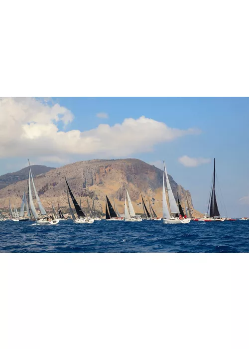 foto per visitsicily - Sicilia a vela: da Palermo a Mondello e Capo Gallo - Palermo_mare_attività outdoor_vela_Ph_Benedetto Tarantino 