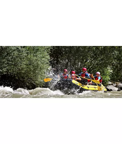 Where to practice water sports in Lombardy