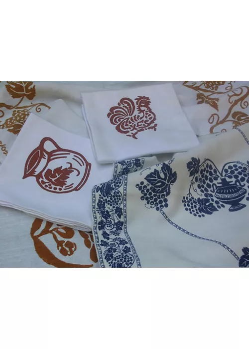 Textile craftsmanship in Emilia-Romagna: embroidery, prints and true Made in Italy