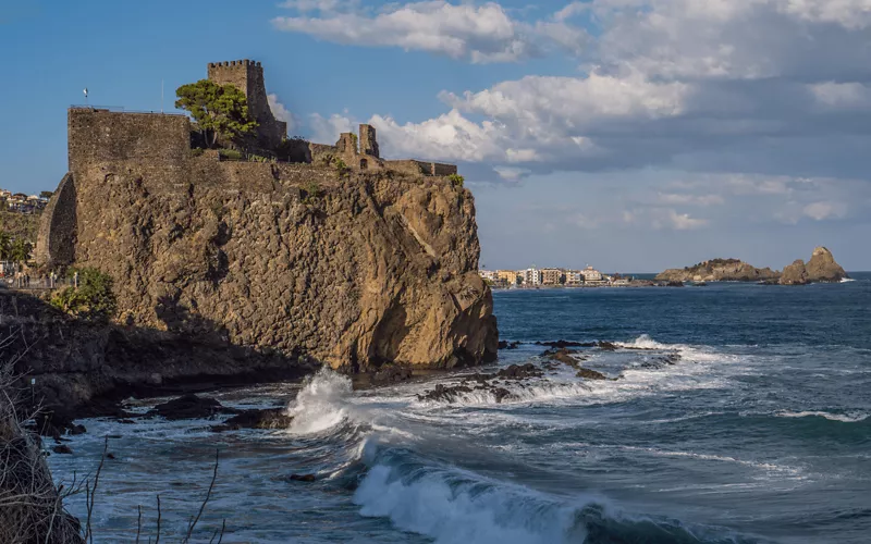 Ulisse, Polifemo e le coste dei Ciclopi