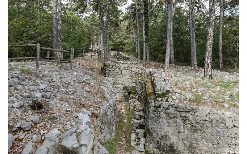 Dalla Grande Guerra ai culti misterici: Duino, il Mitreo e il Timavo 