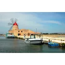 Pedalare tra le Saline di Sicilia