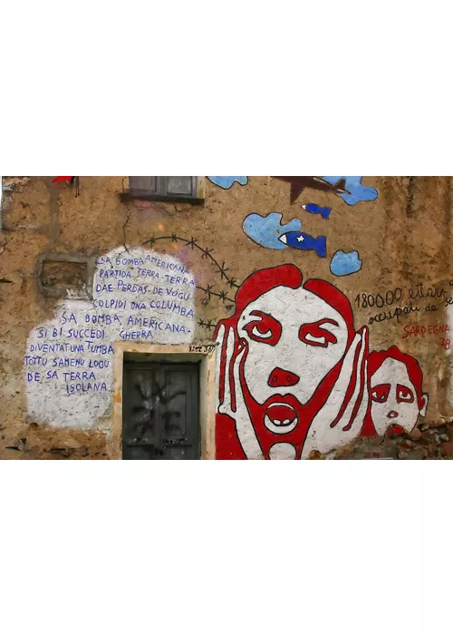 Une île d'art : la Sardaigne entre peintures murales et musées du présent